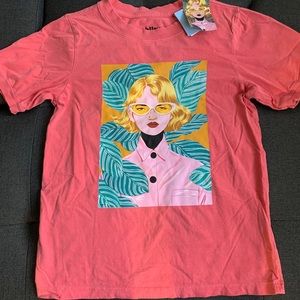 NEW Bijou Karmen Graphic Design T-Shirt Women’s Size M